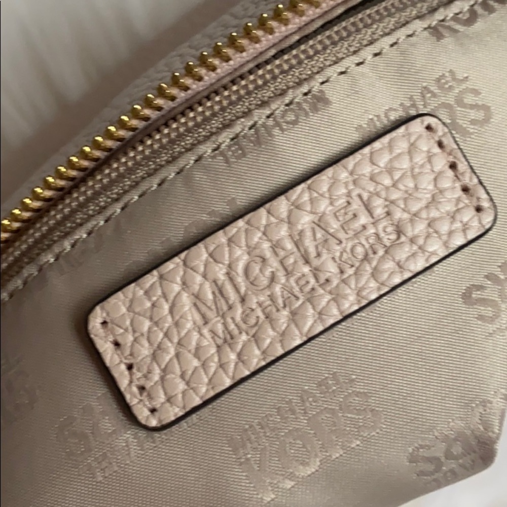 Michael Kors Pink crossbody bag - Picture 7 of 15